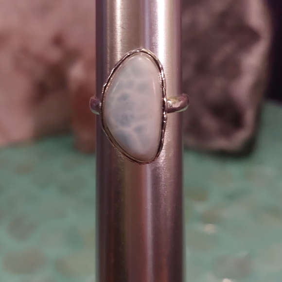 Beautiful Larimar Ring Size 9 - Picture 8 of 8